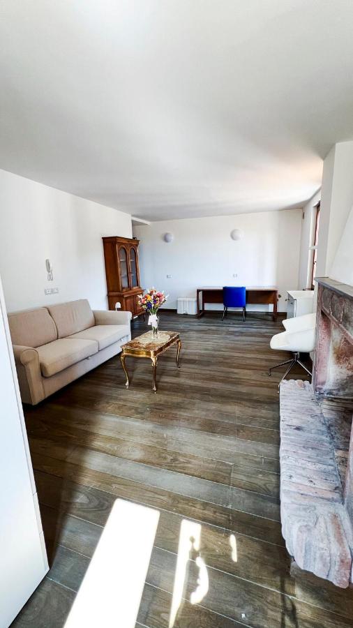 Hostmate - Residence Cardinal Del Monte - Nest - B&B Gualdo Tadino