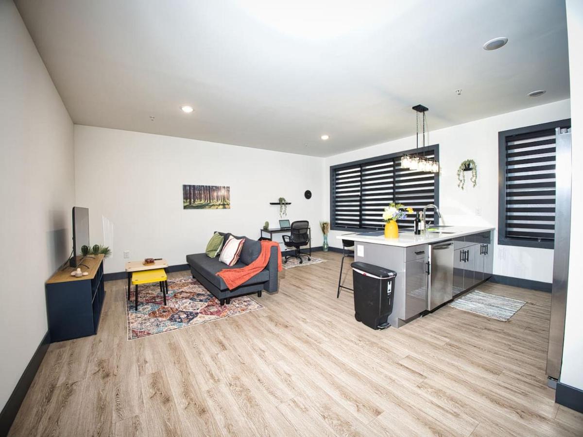 Great Location-20 Mins to NYC-Free Indoor Parking - B&B West New York