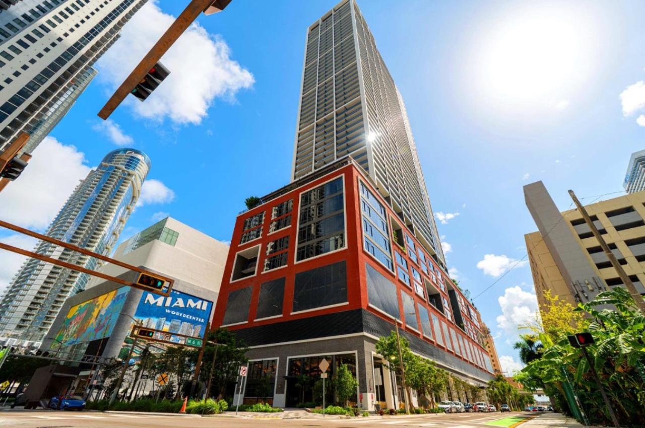 2105 Modern studio with Balcony a Pool and a 24 hour Gym in Downtown Miami - B&B Miami