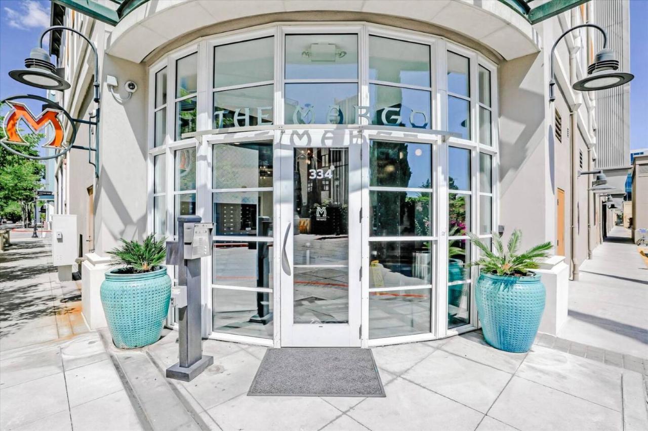 Modern Luxury Loft facing Santana Row w/Balcony - B&B San Jose
