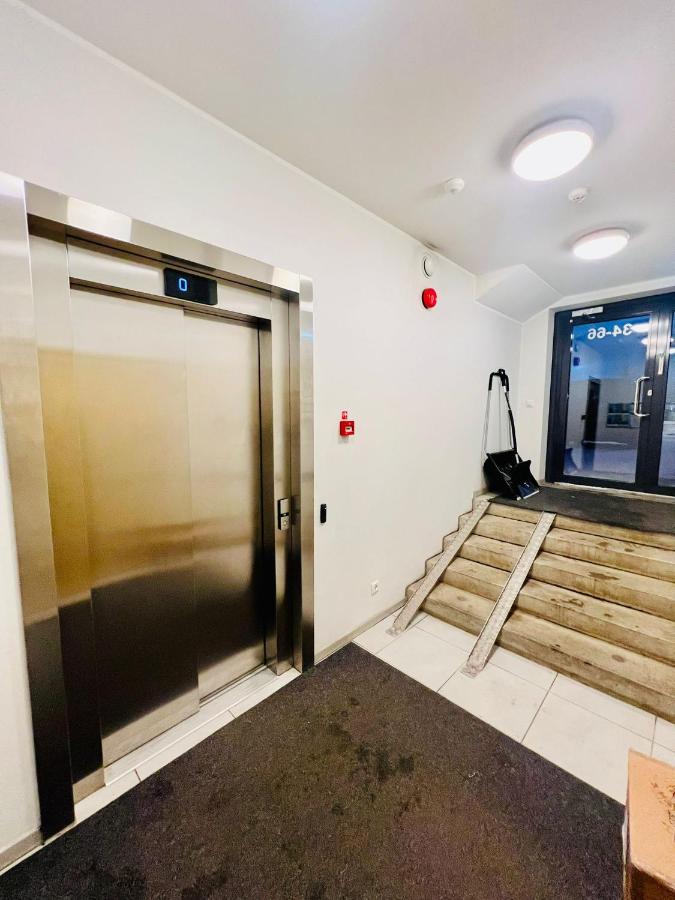 Spacious & Modern 1 BedRoom Apt Near Lauluväljak- Tallinn - Chambres d’hôtes Tallinn