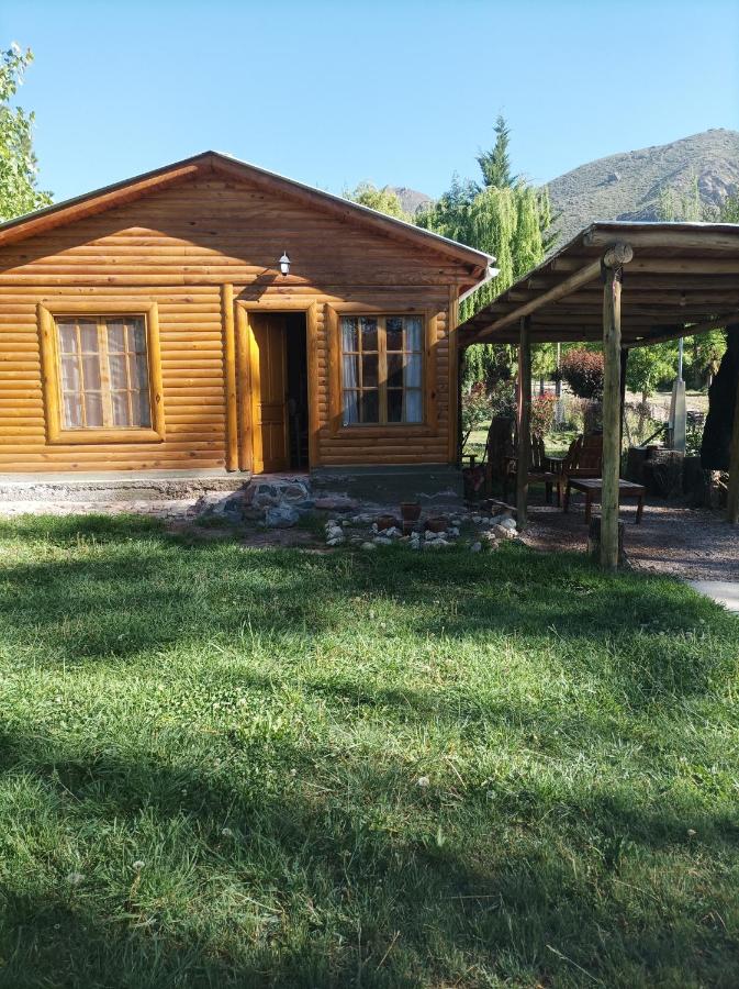 Cabañas El Fogón - Bed and Breakfast Potrerillos