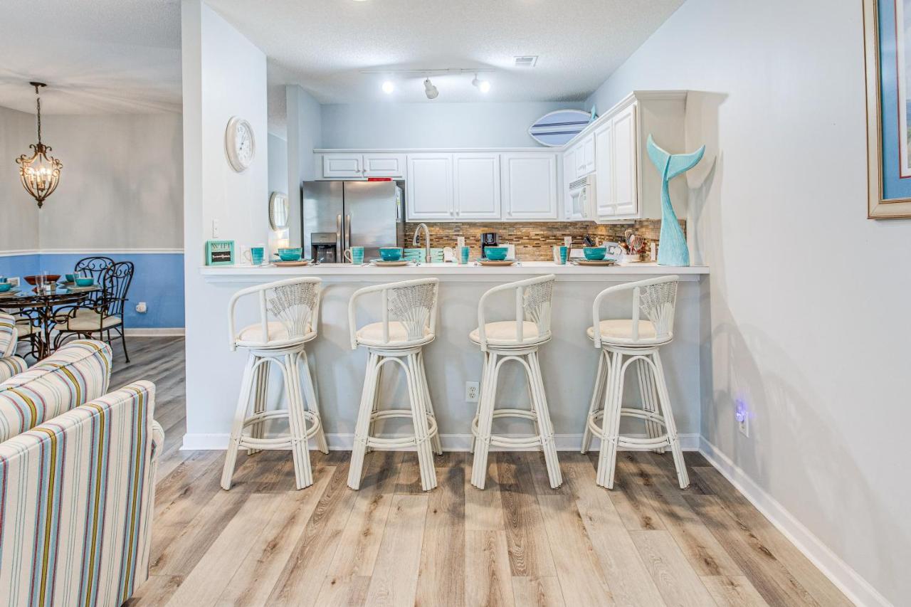 Condo w/ Pool Access, 1 Mi to Cherry Grove Beach - B&B Myrtle Beach