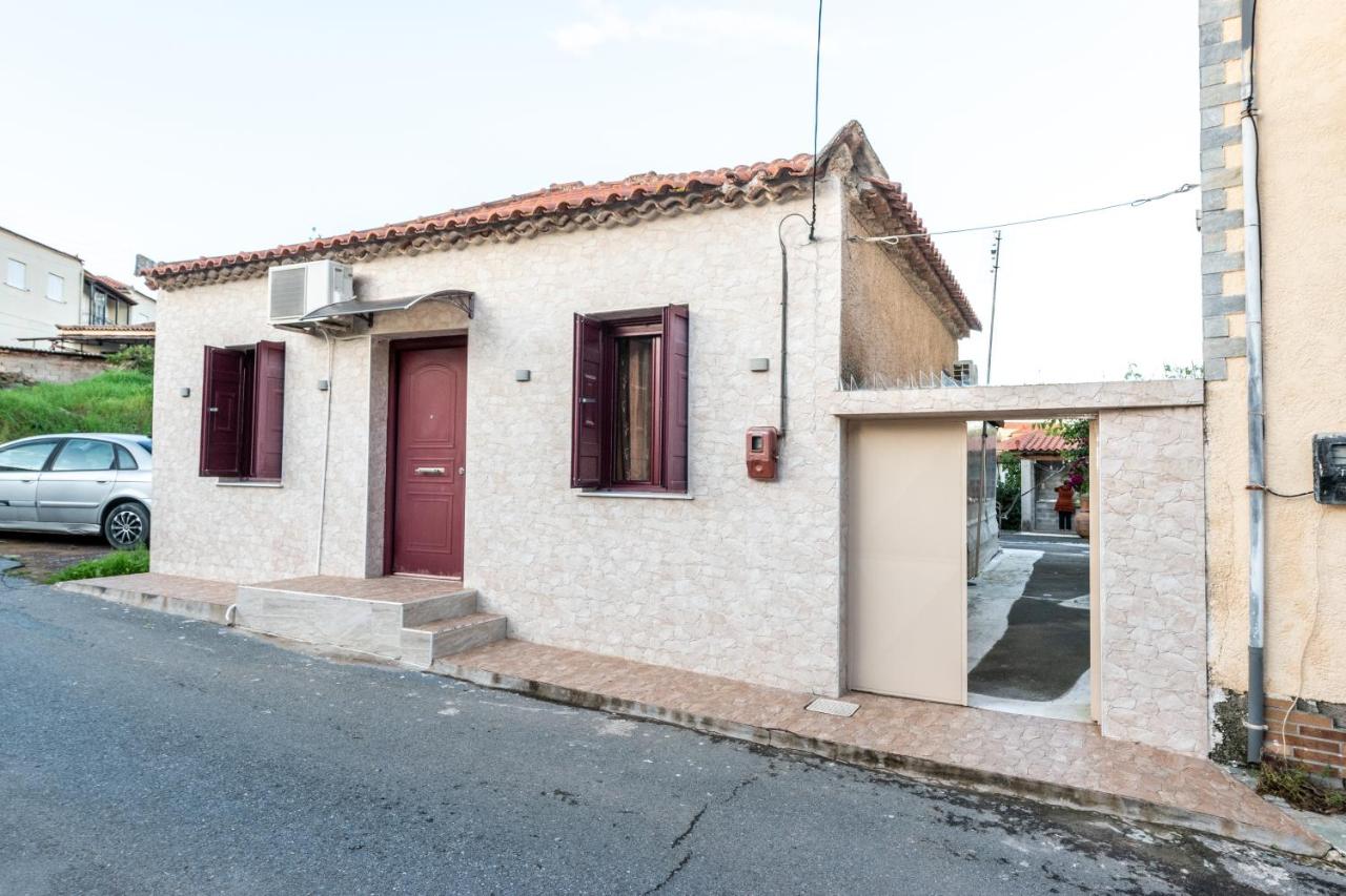 Andreas House - B&B Valýra