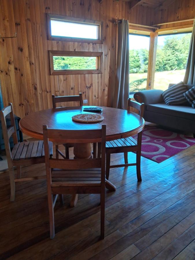 Cabaña campestre con amplio espacio natural - B&B Panguipulli