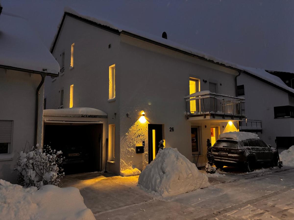 Moderne 3-SZ-Neubau-Wohnung Ruhige Lage - B&B Freudenstadt