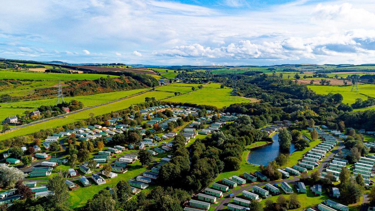 Heather View Essential Clover Caravan Pet 3 - B&B Stanhope