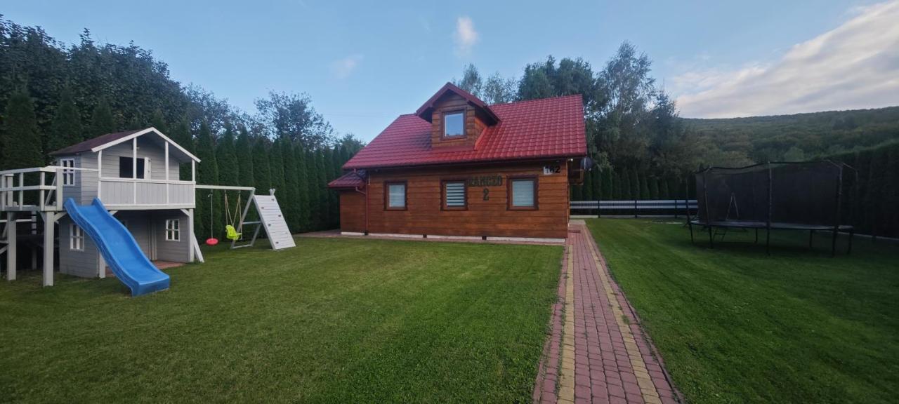 Ranczo Bieszczady 2 - Domek z Sauną i Jacuzzi - B&B Mrzygłód