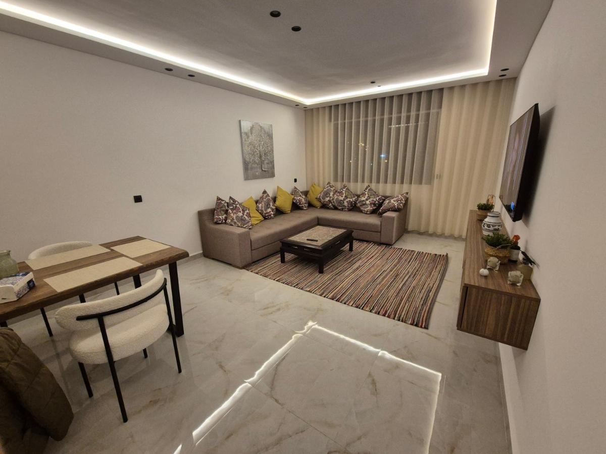 Central Apartment Tangier 3BR - B&B Tangeri