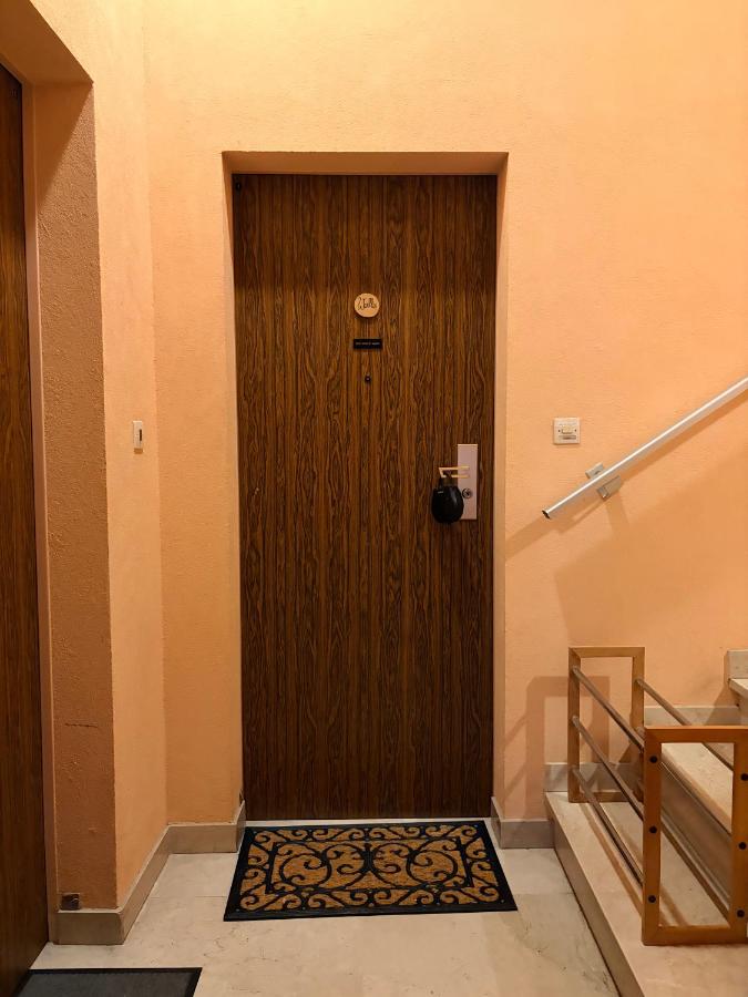 Douce Parenthèse - Appartement T2 Cosy avec Balcon, Élégant & Calme - Hyper centre ville de Montélimar - Gare de Montelimar à pied - Jardin public de Montélimar - B&B Montélimar