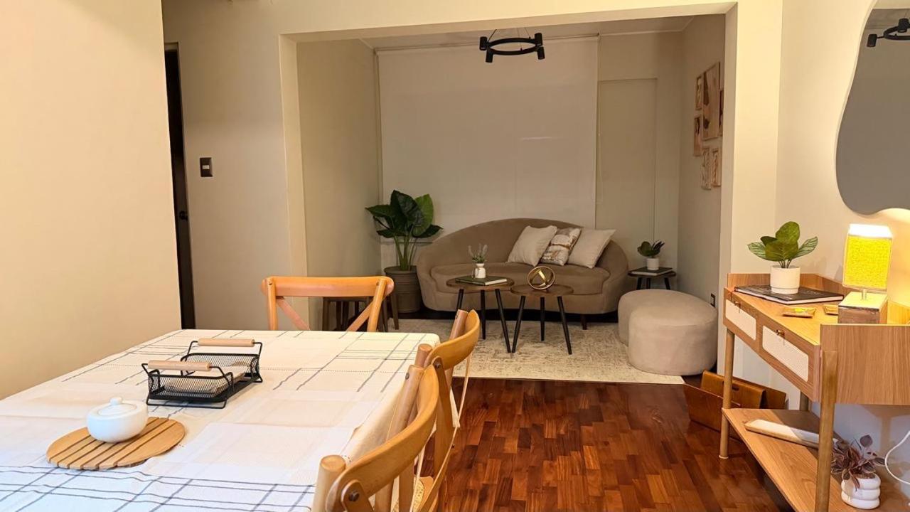 LINDO DEPA aDOS CUADRAS DE LARCOMAR EN MIRAFLORES CON ESTACIONAMIENTO - Chambres d'hôtes Lima
