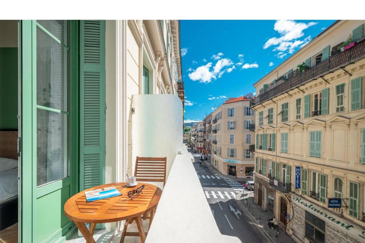 Magnifique - 2 chambres - Cœur de Nice avec Balcon - B&B Nizza