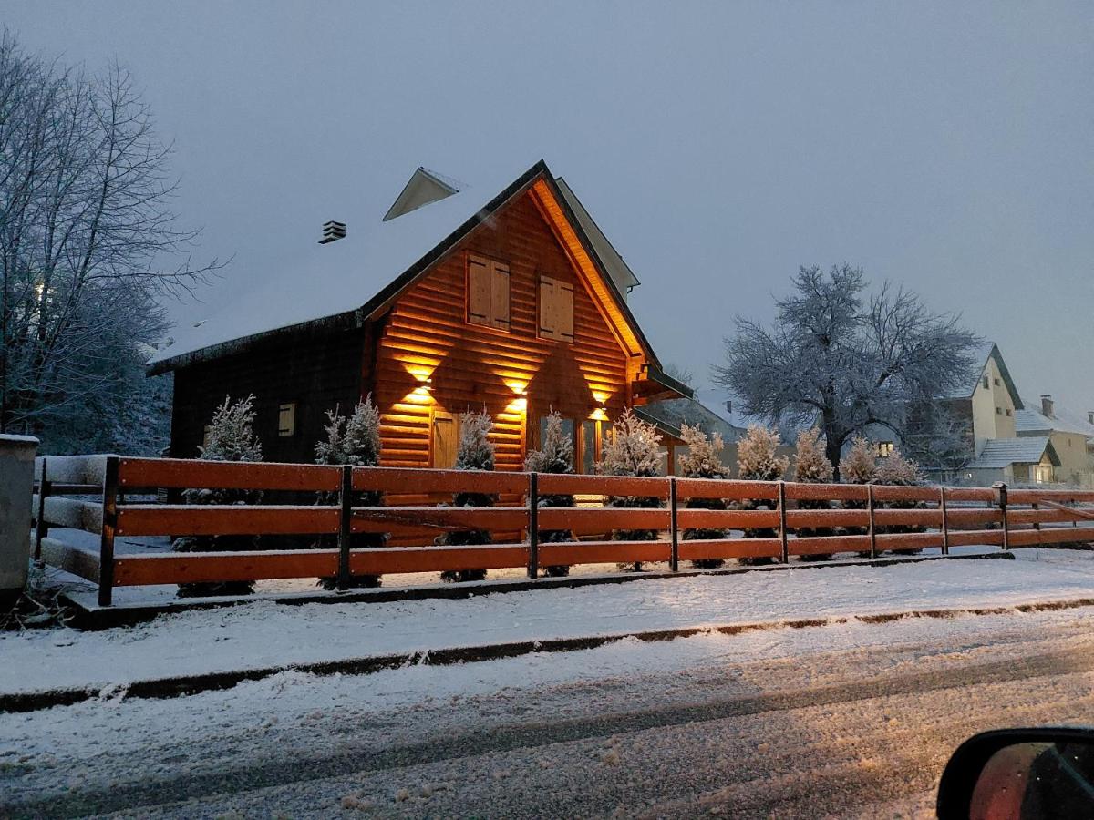 Zara Chalet - B&B Kolašin