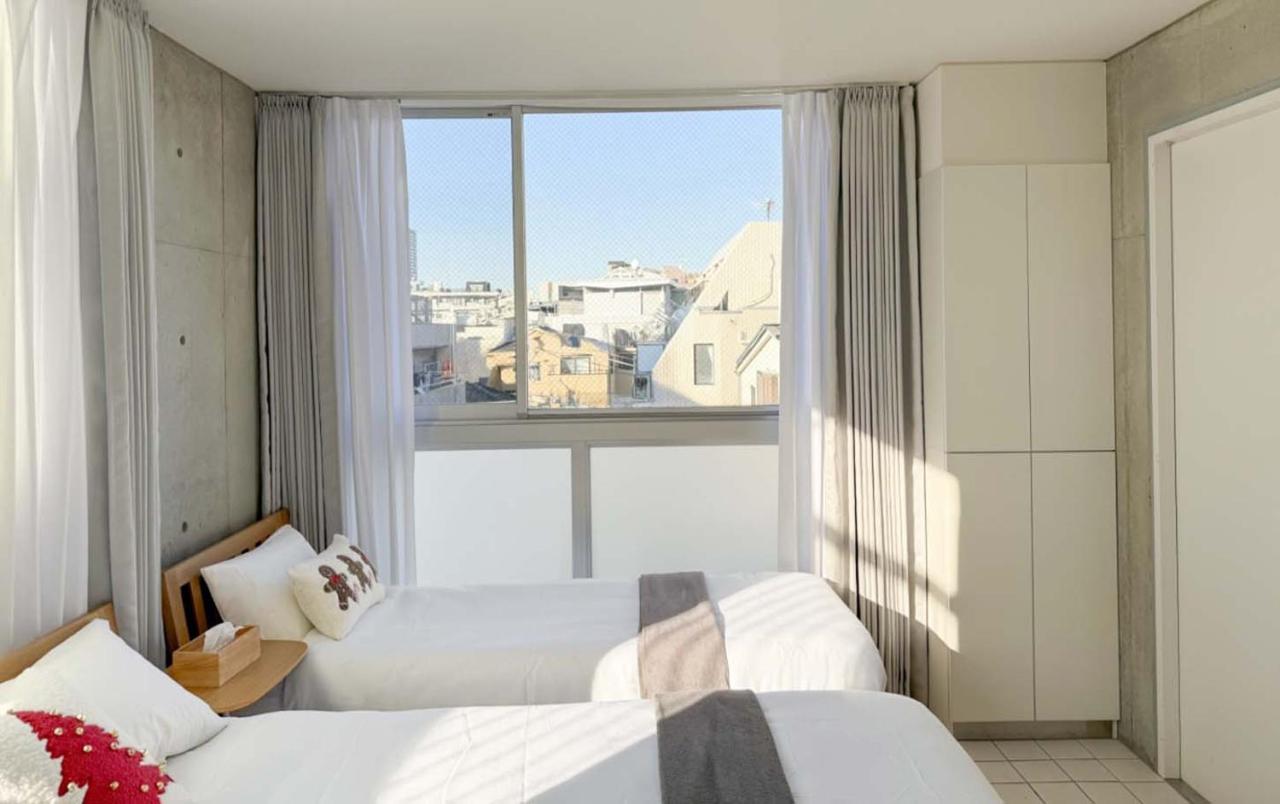 401Room,7-minute walk from Uguisudani Station located on the 4nd floor of an apartment-style building Twin room No elevator - Chambres d'hôtes Tokyo