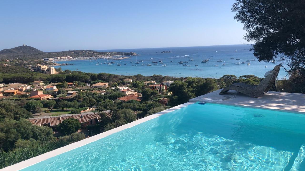Villasimius, Villa con piscina privata e vista spettacolare sul mare breathtaking sea view - Bed and Breakfast Villasimius