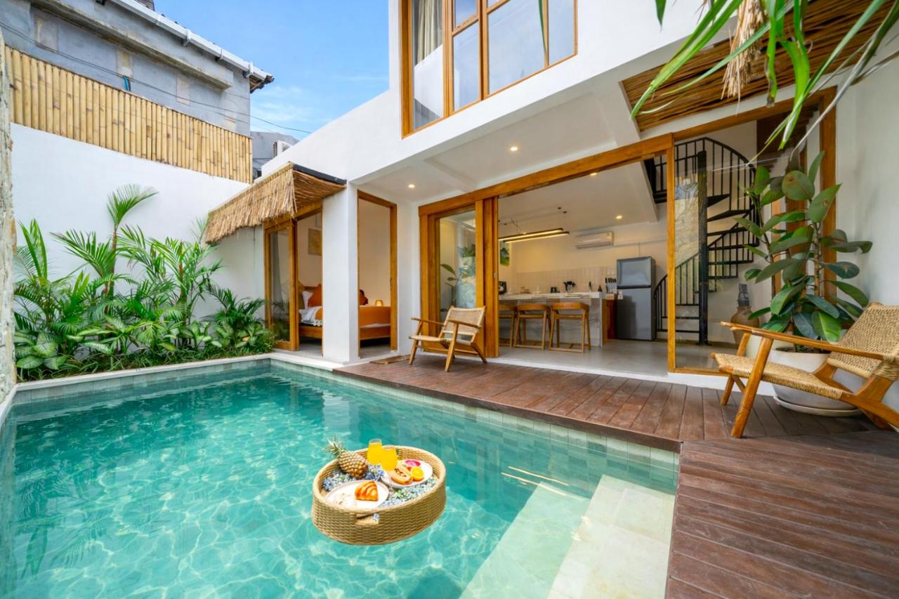 Dream Escape A9 - Exclusive 3BR Villa in Seminyak with Rooftop Views - Ferienwohnung Kerobokan