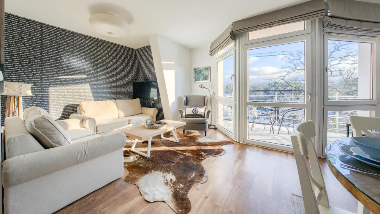 Apartamento de 2 dormitorios con balcón