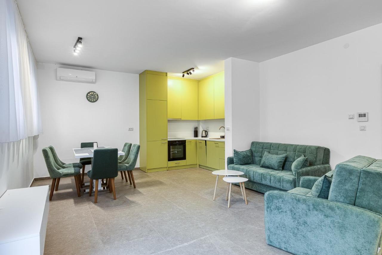 Green Oasis Bečići - B&B Boreti