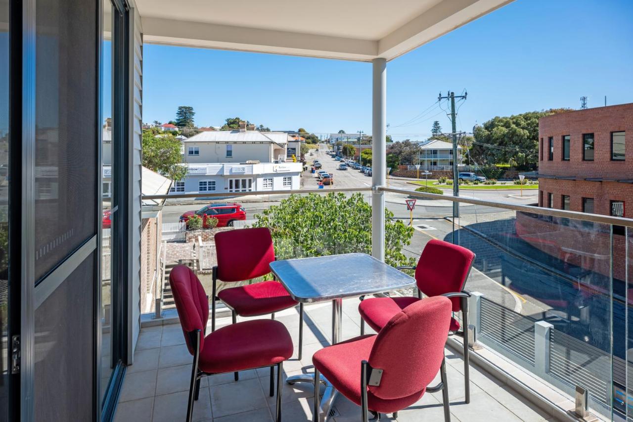 Apartment mit Aussicht und Balkon