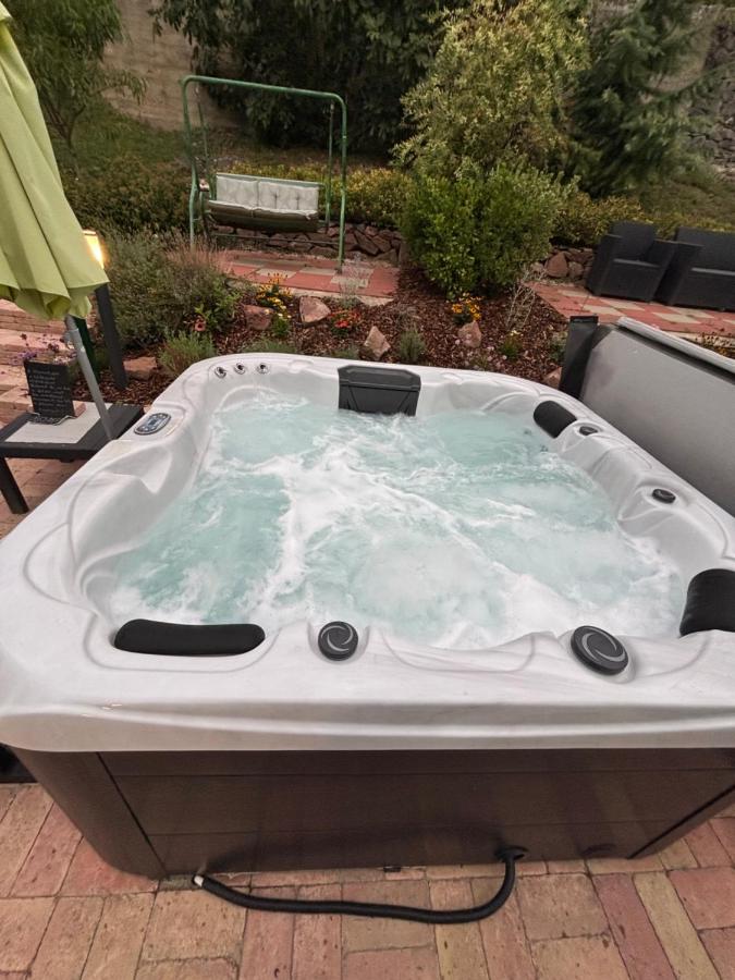 Tulipános Ház - Ferienwohnung Badacsonytomaj