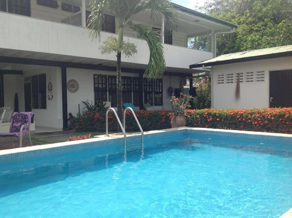 Guesthouse Amice - B&B Paramaribo