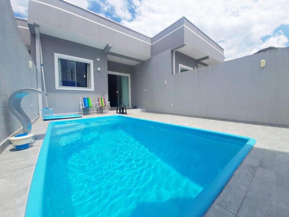 Pool house próximo ao centro - B&B Matinhos