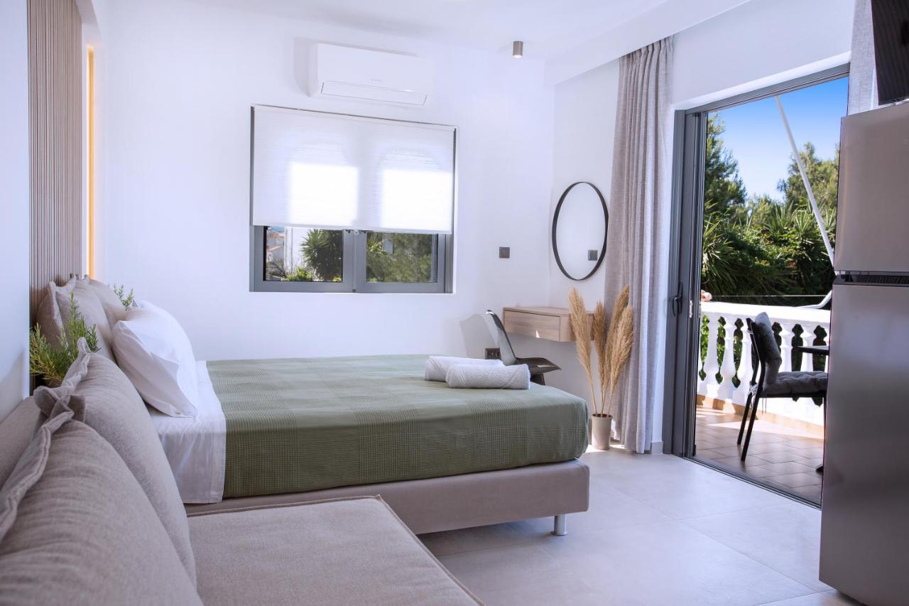Villa Mimoza - Sea View Studio - Bed and Breakfast Néa Stíra