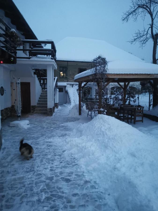 Casa Juliana - B&B Râu Bărbat