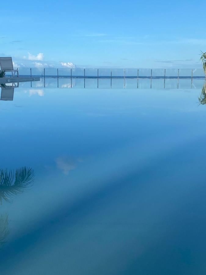 White Sand Villa - infinity pool - Bed and Breakfast Paea