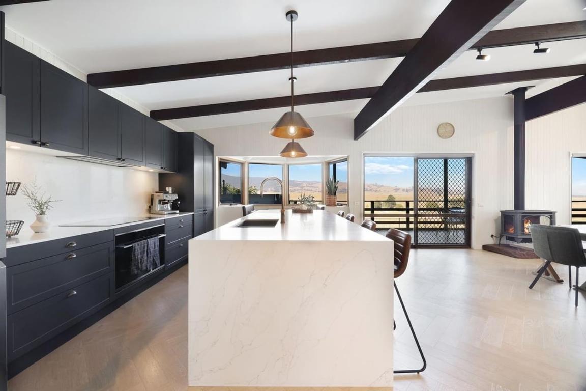 Bluegum Delatite Merrijig - 5 Minutes to Mt Buller Gates - B&B Merrijig