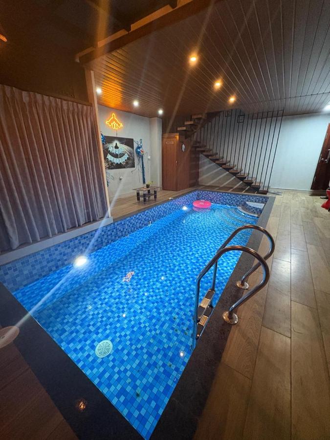 Evania Pool Suites - Chambres d'hôtes Nedumbassery
