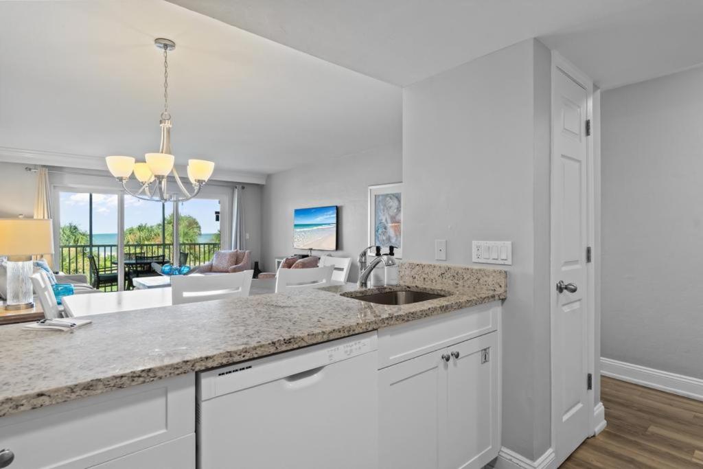 Beach Villas 2322 - B&B Captiva