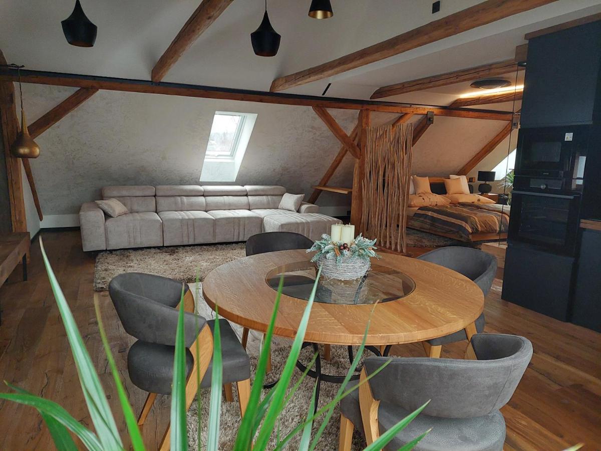 Apartmány Wake up Coffee - B&B Proseč