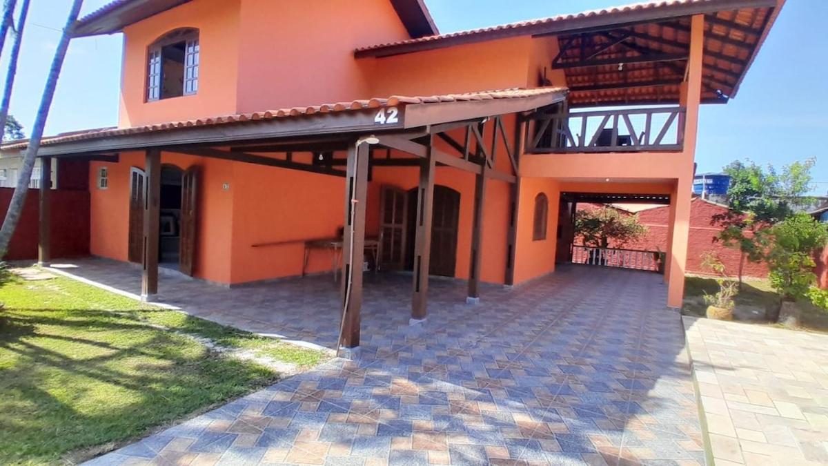 Sobrado em Coroados, Guaratuba PR - Bed and Breakfast Guaratuba