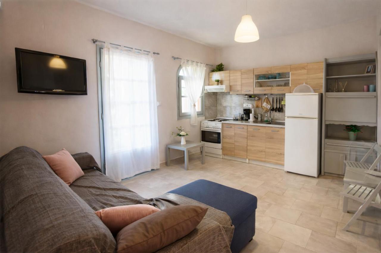 Calma Luxury Apartments #3 Sozopoli in Halkidiki - B&B Sozópoli