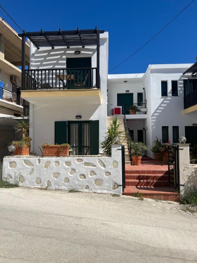 Azure Sea Bliss at The Erodios Apartments - Ferienwohnung Kalyves