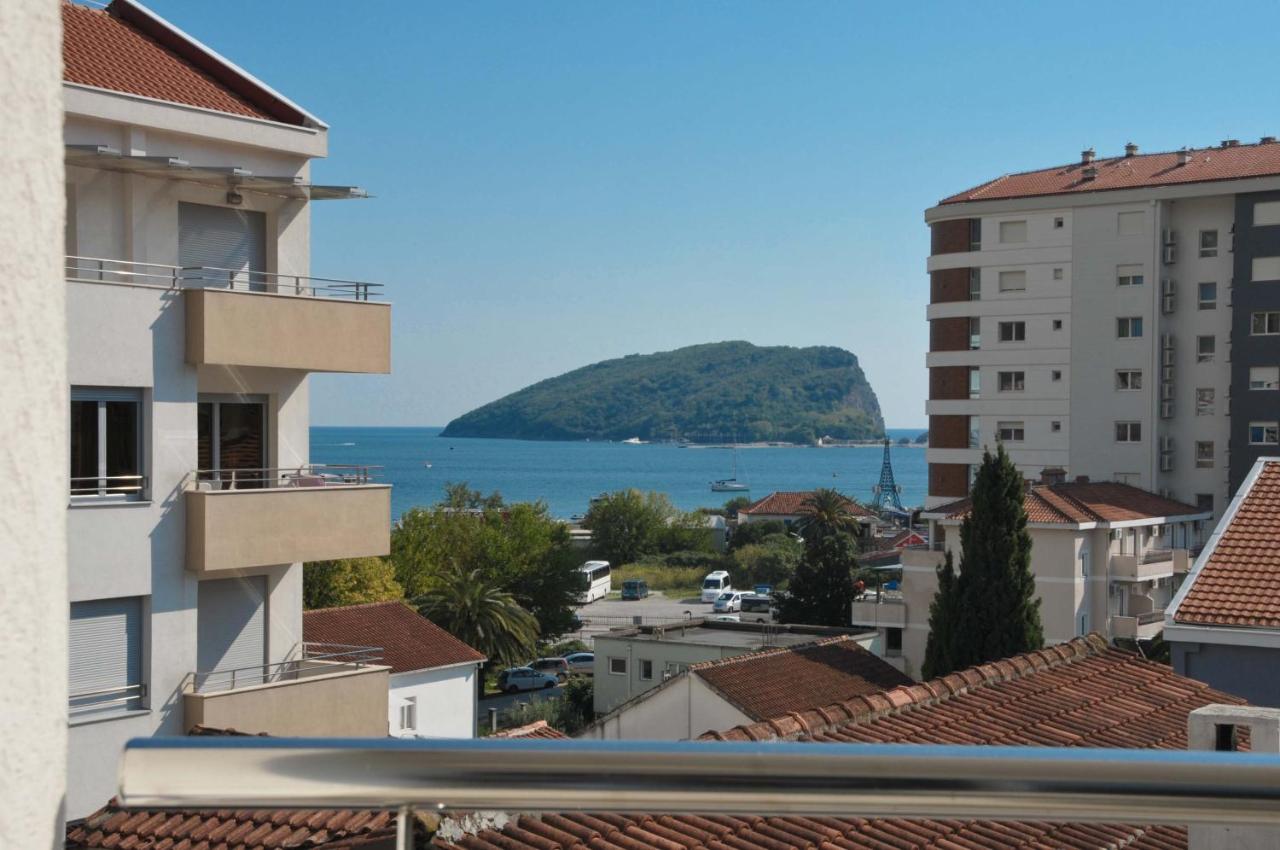 B&B Budva - City & Sea Apartments - Bed and Breakfast Budva