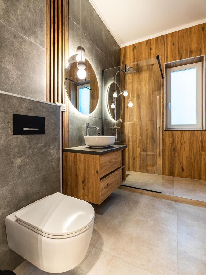 Smarald Elegant Apartment - B&B Satu Mare