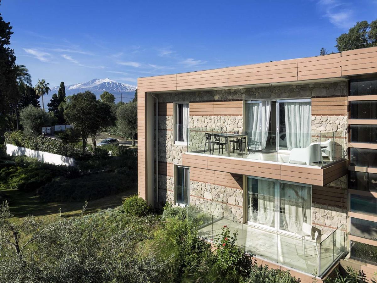 Superior One-Bedroom Apartment with Balcony