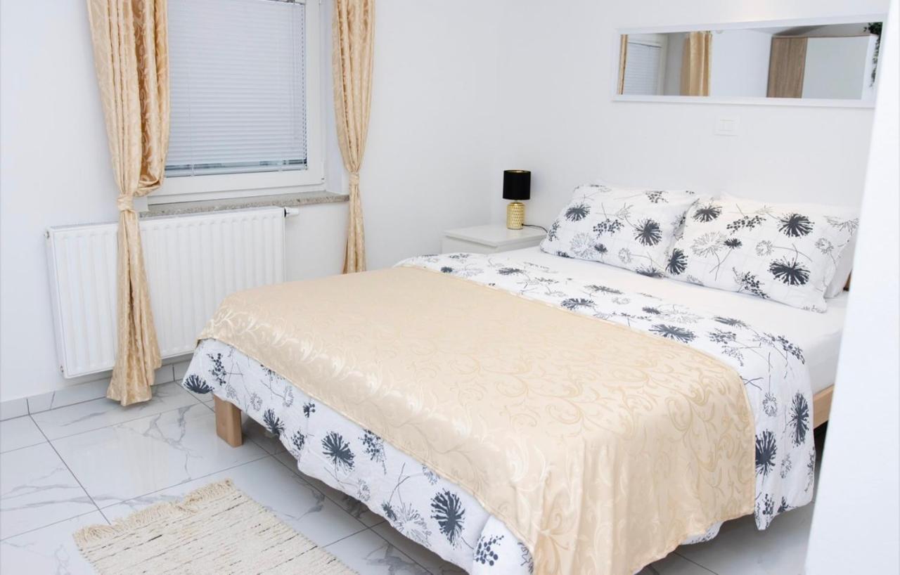 Gostišče cimi - B&B Kozina