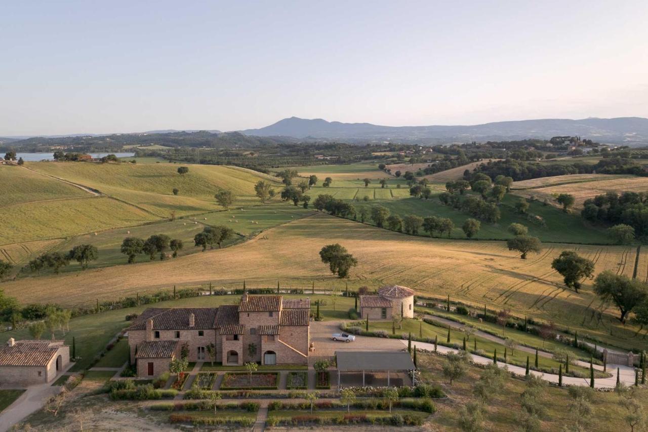 Il Mandorlo by Boutique Luxury Villa in Umbria - Chambres d'hôtes Gioiella