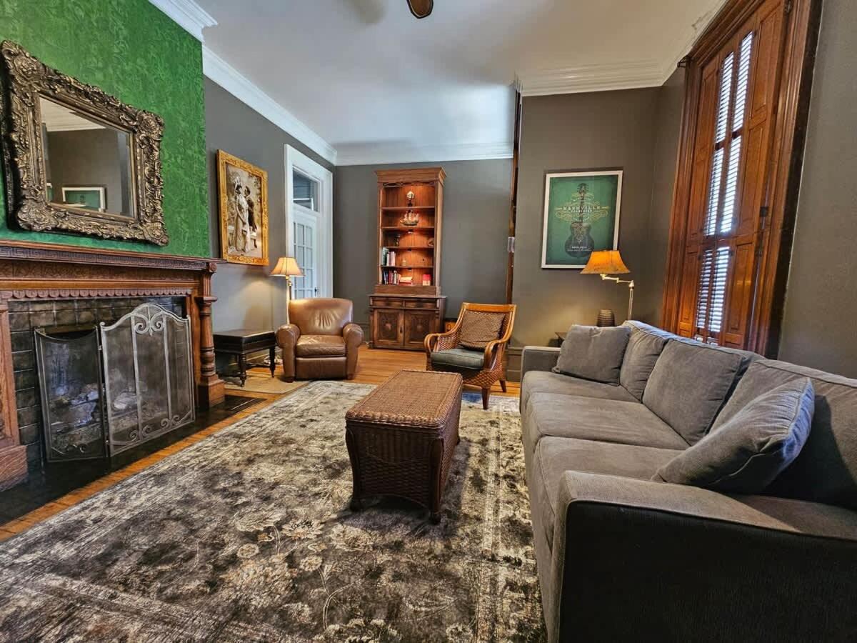 Market Street House by Stay Local Nashville - Chambres d'hôtes Nashville