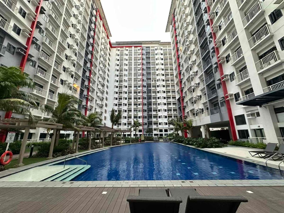 2 BR Fully Furnished Condo in Parañaque with Pool and Parking - Bloom Unit 1133 - Chambres d'hôtes Manille