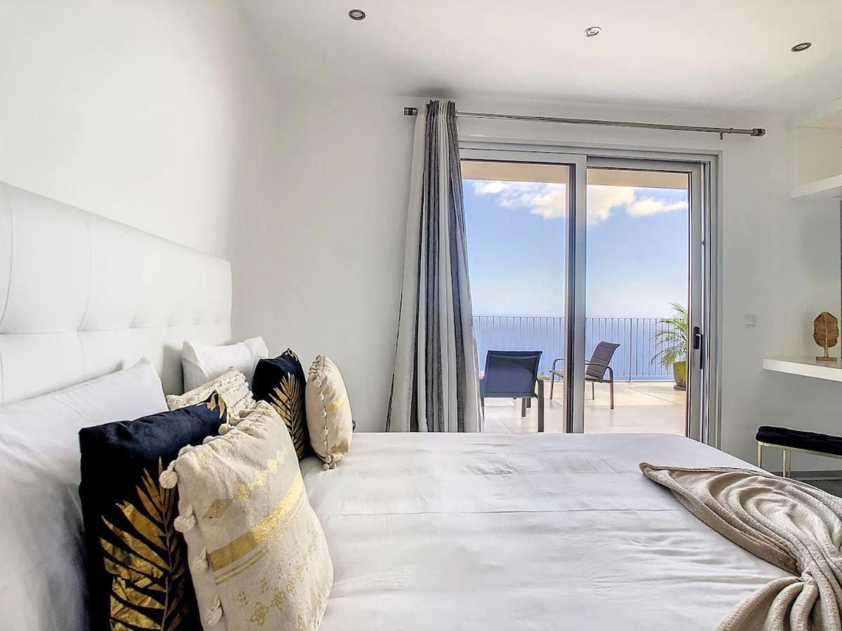 New Villa Piece of Heaven by Your Madeira Rentals - Chambres d'hôtes Estreito da Calheta