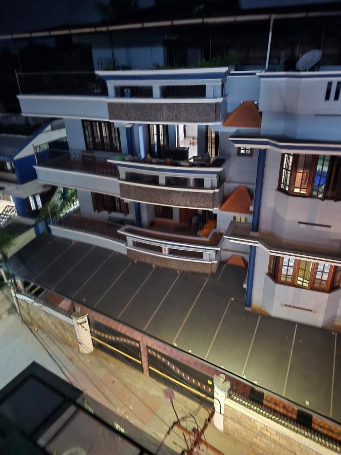 Vallimony Apartments - B&B Thiruvananthapuram