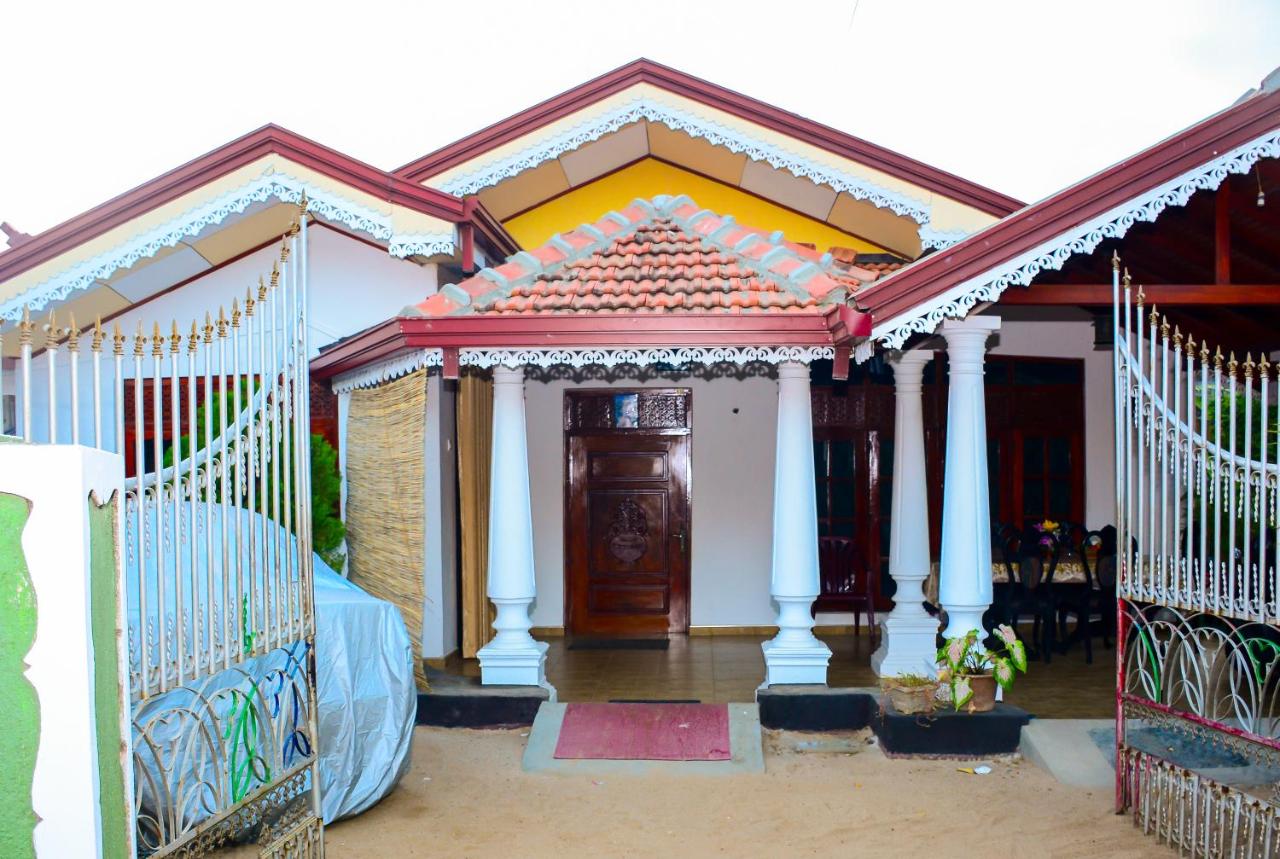 Lakshmi Family Villa - B&B