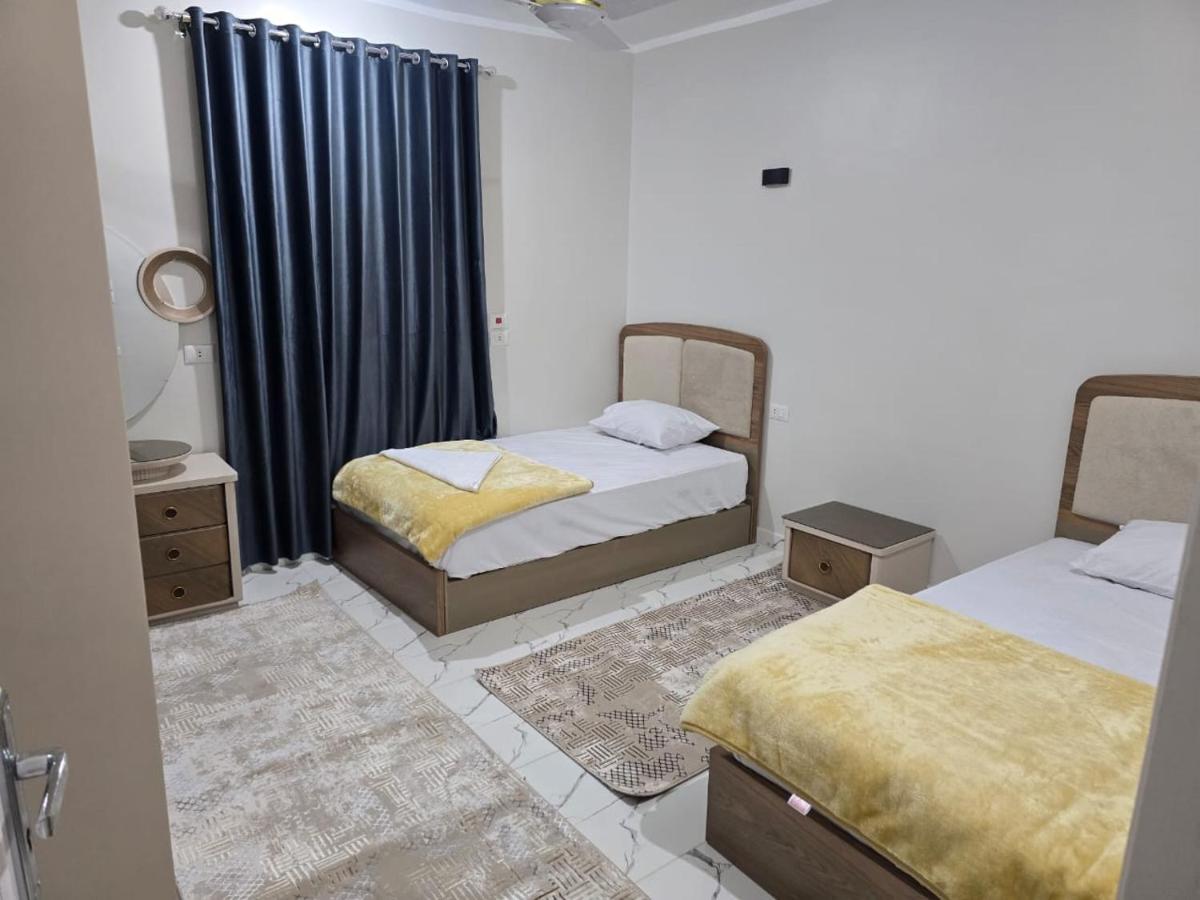 Moon Adam hostel - Ferienwohnung ‘Izbat Abū Ḩabashī