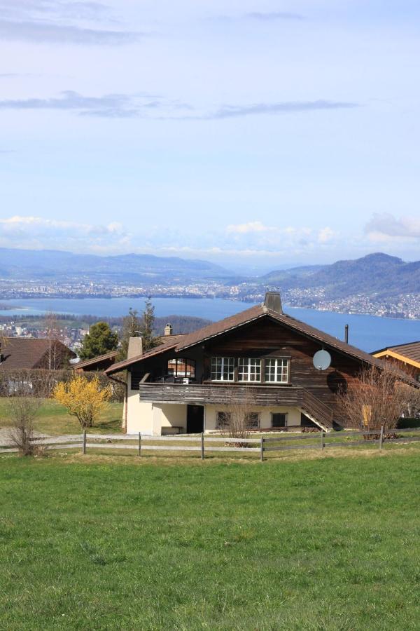Aeschi bei Spiez ganzes Haus - Chambres d'hôtes Aeschi b. Spiez