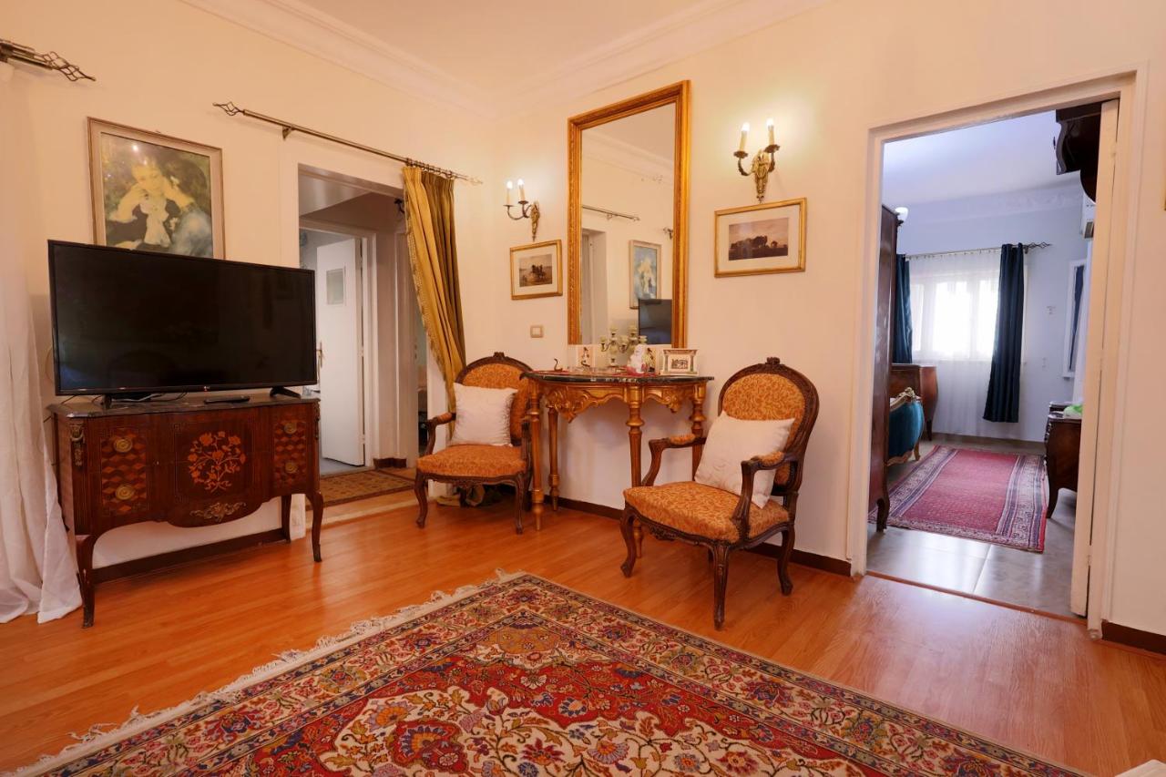Stylish 2 Bedroom Apartment with city view in Agouza - Ferienwohnung Kairo