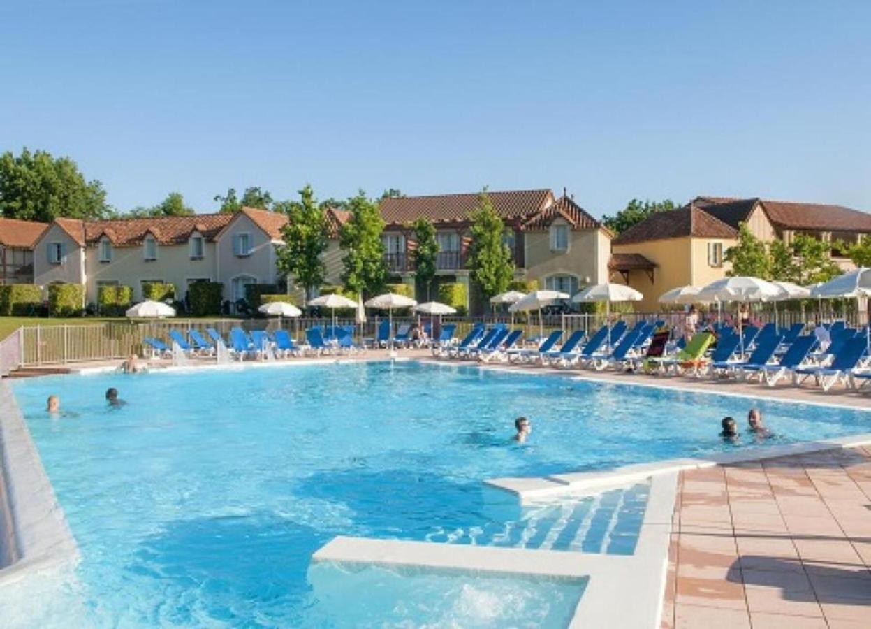 Maison 3 chambres - 6-8 personnes - piscine chauffée - jacuzzi - internet - parking - Idéal familles & pros - Chambres d'hôtes Monflanquin